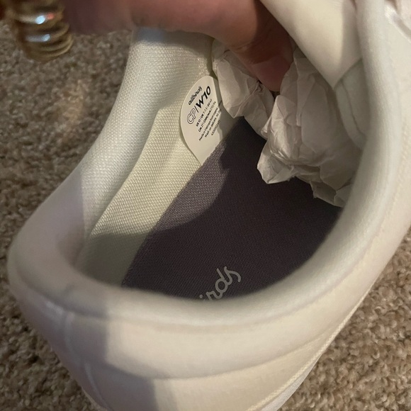 Allbirds - Picture 2 of 4